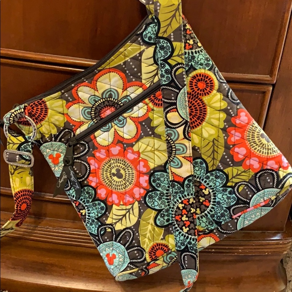 Vera Bradley Cross Body